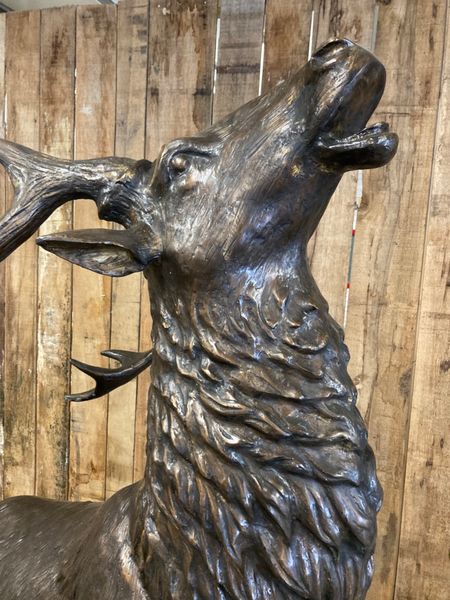 Bronze Skulptur "großer Hirsch" H 230 cm, große Bronze Statue