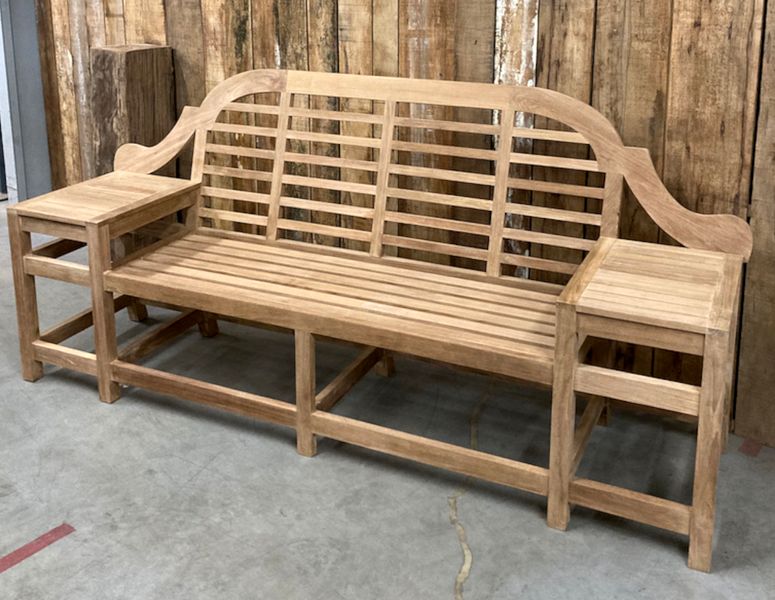 TARA, außergewöhnliche Gartenbank Holz mit 2 Tischen im Landhausstil, große Gartenbank