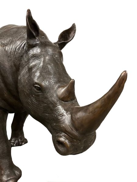 Bronze Skulptur, große Bronze Skulptur "Nashorn" Länge 260 cm