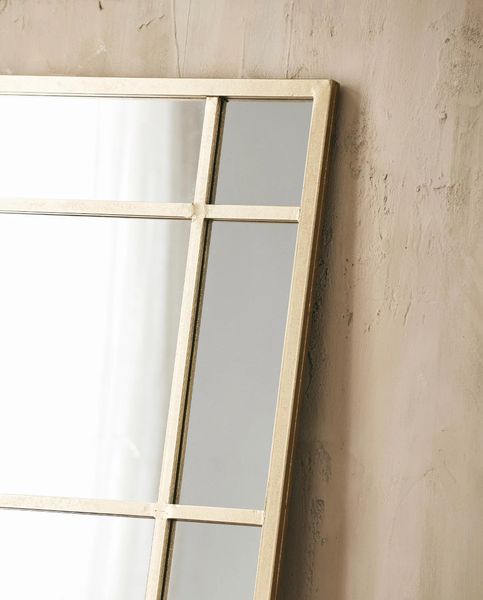 Großer Spiegel H 203 cm gold Metall mit kleinen Fenstern
