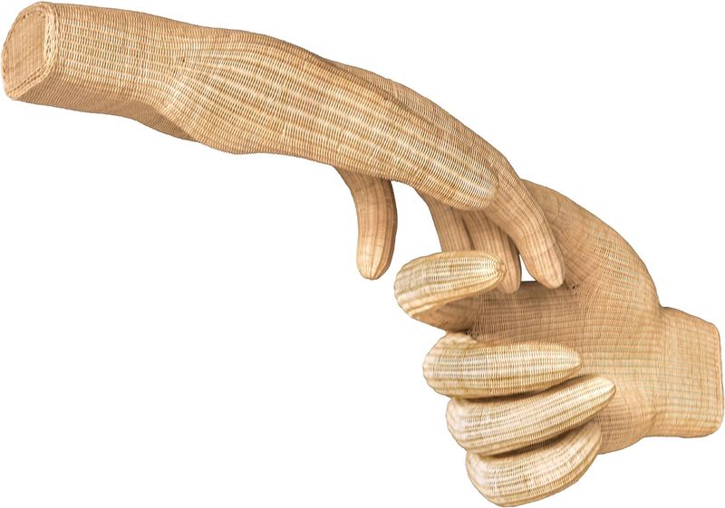 Große Art Wandkunst "Hände" aus Rattan