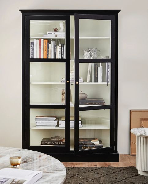 NELLY, Große Vitrine Holz schwarz-weiß im Landhausstil