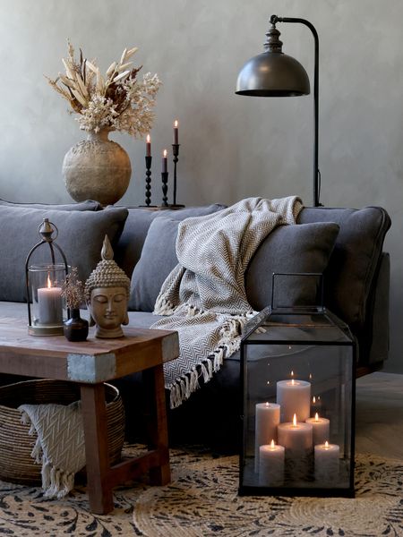 LISA, Stylisches Sofa dunkelgrau 5 Kissen und natur Holz ohne Armlehnen