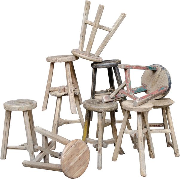 EVA; Runder Altholz Hocker, kleiner Tisch aus altem Holz