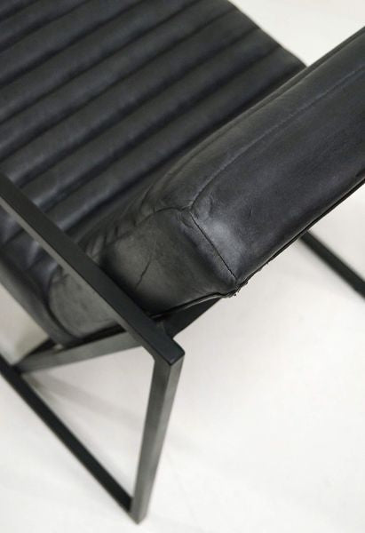 TISA, Ledersessel schwarz, Lounge-Sessel aus Leder mit Metallgestell