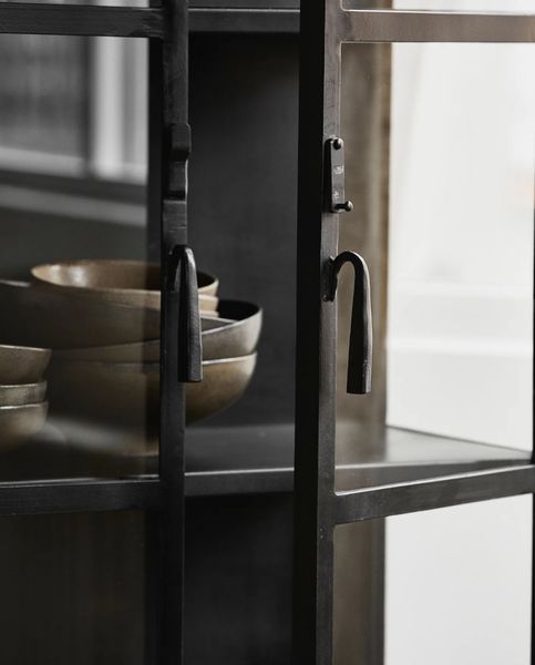 Matz Möbel Metall Vitrine HOLLY schwarz H 175 cm