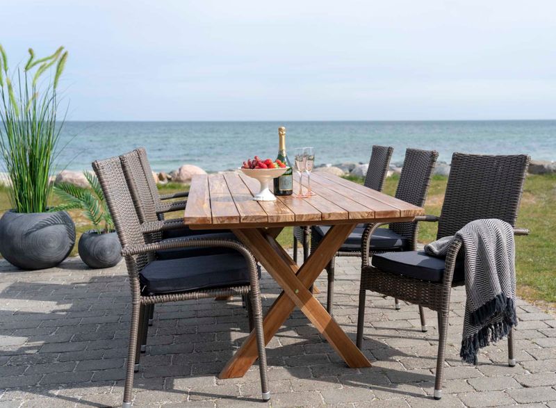 Matz Möbel Gartentisch DIA 200*90 cm recycelt Massivholz Landhausstil