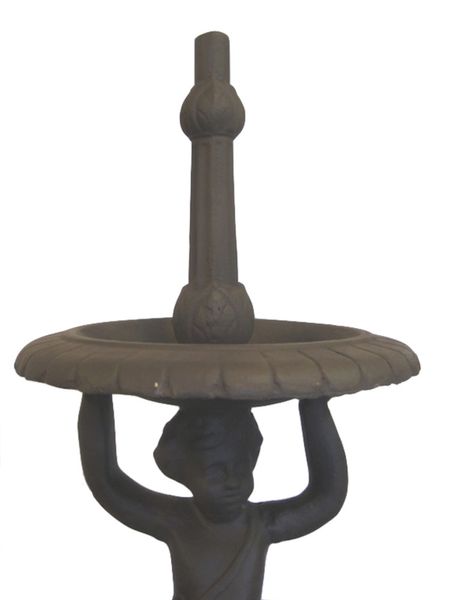 Gusseisen Brunnen  "Junge und Fisch" H 175 cm antik schwarz