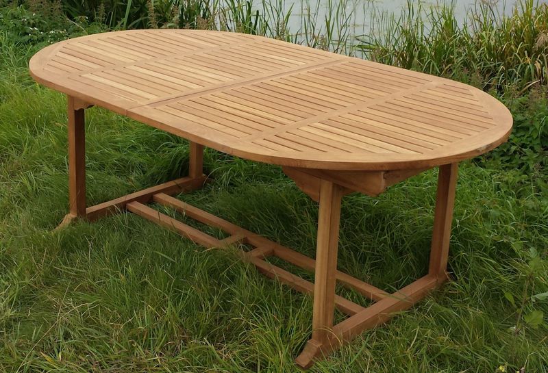 IDE, Gartentisch oval Holz, Verlängerungstisch