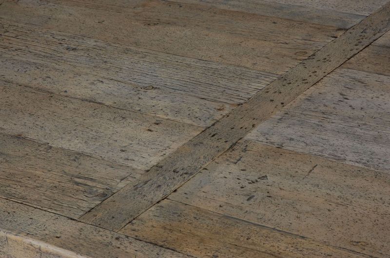 Matz Möbel Altholz Esstisch KASA in 4 Größen altes Massivholz rustikal