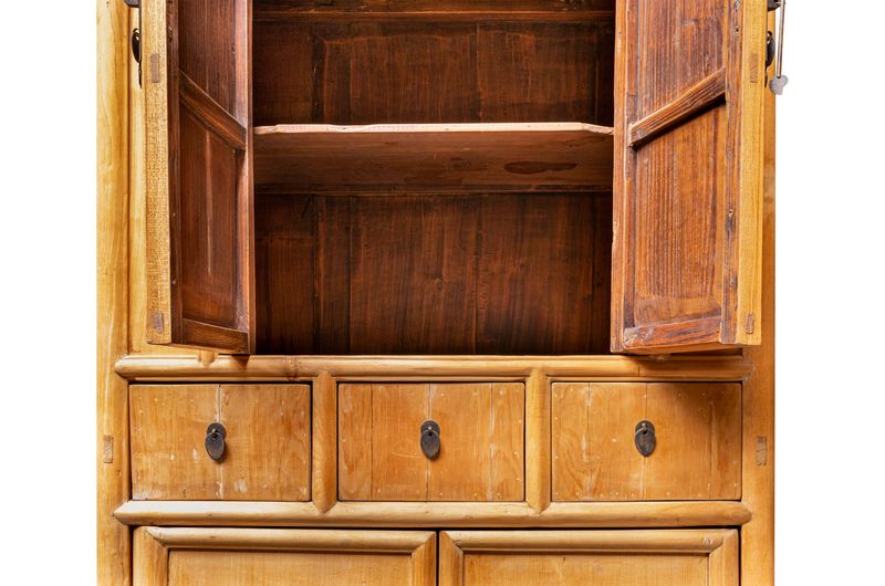 NETTA, alter Schrank helles Massivholz, antiker Schrank