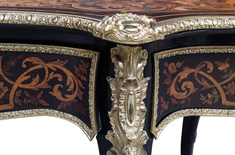 17, Antiker Tisch oval Napoleon III