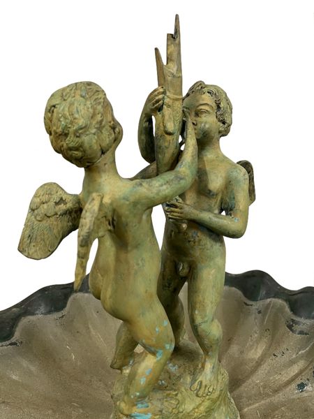 Matz Möbel Bronze Brunnen-Fisch mit 2 kleinen Statuen