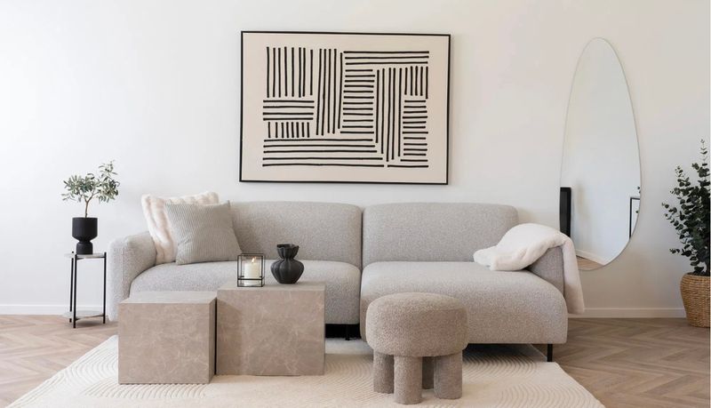 DORA, Sofa mit Longchair rechts hellgrau Stoff Bouclé
