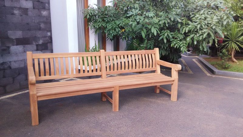 PAT, große Gartenbank 250 cm Massivholz im Landhausstil