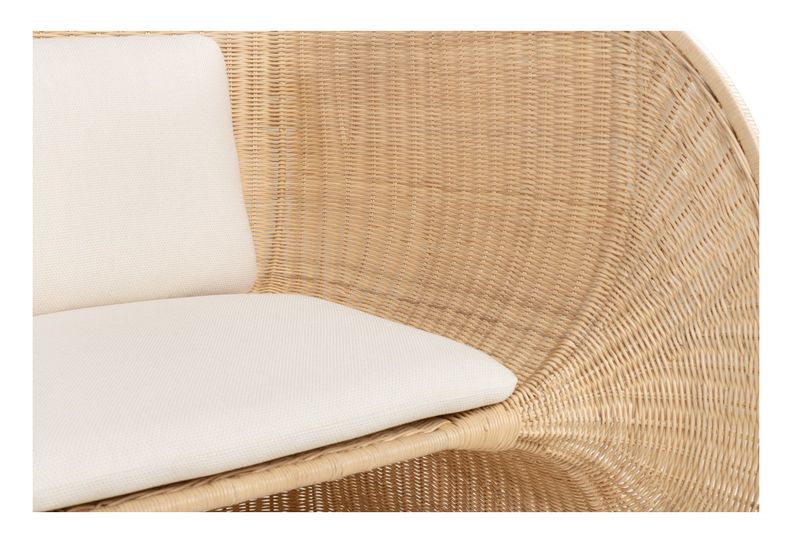 ISO, Designer Rattan Lounge-Sessel mit weißen Kissen