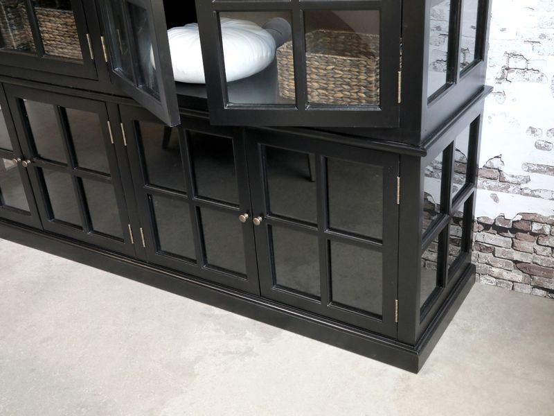 RIKO, großer Vitrinenschrank schwarz vintage Holz