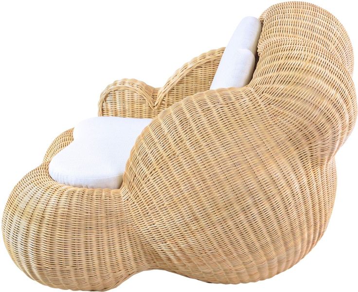 Sessel aus Rattan mit weißen Kissen "Sessel Art-Kunst Wolke"