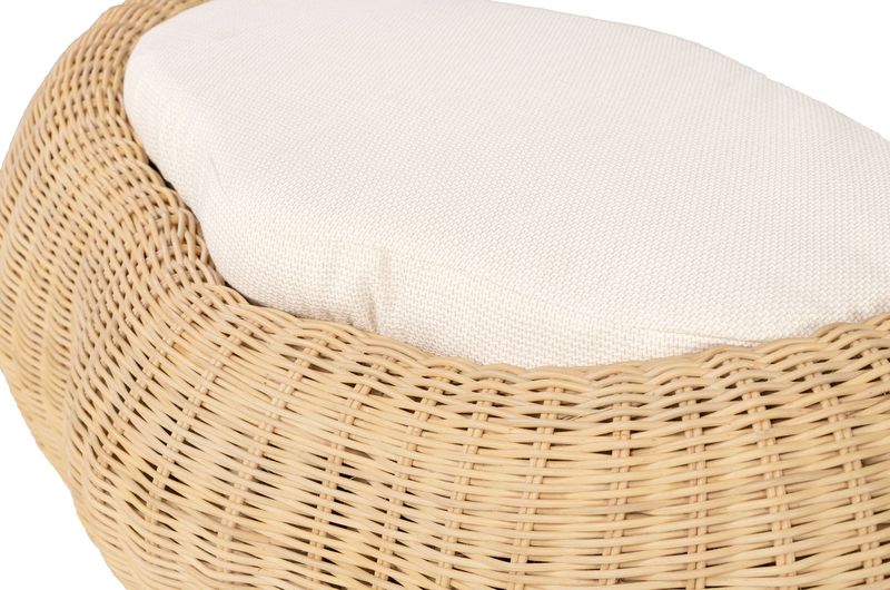 Hocker aus Rattan mit weißen Kissen "Art-Kunst Wolke"