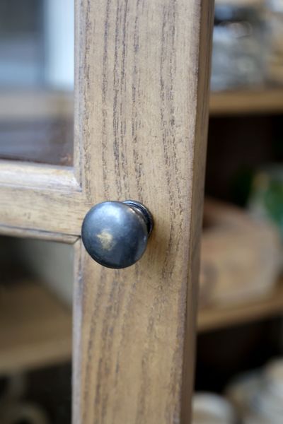 RIKO, Vitrine mit 4 Türen antik natur Holz im Landhausstil