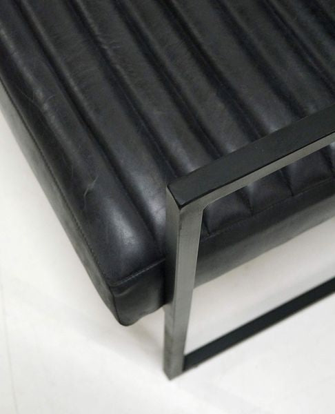 TISA, Ledersessel schwarz, Lounge-Sessel aus Leder mit Metallgestell
