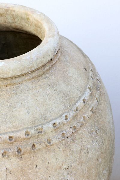 Großer Terrakotta-Pflanzentopf H 84 cm antiker Landhausstil