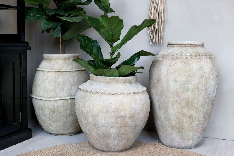 Großer Terrakotta-Pflanzentopf H 84 cm antiker Landhausstil