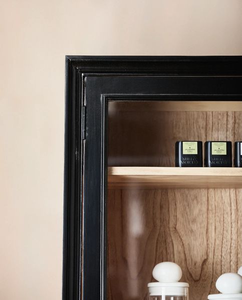 Große Holz Vitrine DEAN schwarz-natur Landhausstil