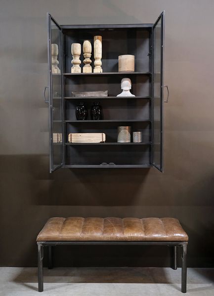 ELI, Wandvitrine H 121 cm Metall silber grau Industriedesign